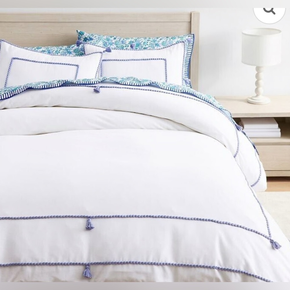 NWT Pottery Barn Teen Border Tassel Duvet Cover Twin